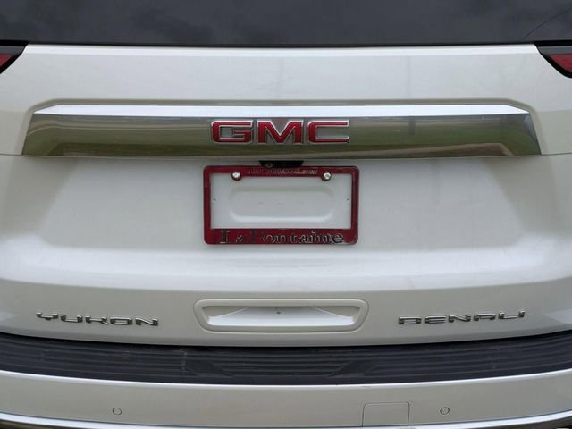 Used 2024 GMC Yukon XL Denali w/ Denali Reserve Package image 8