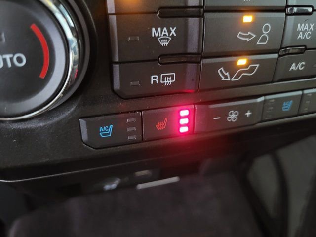 Used 2015 Ford F150 Lariat w/ Max Trailer Tow Package image 6