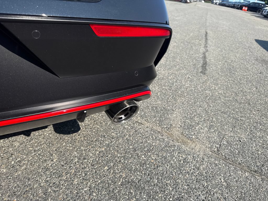 New 2026 Hyundai Elantra N FWD image 17