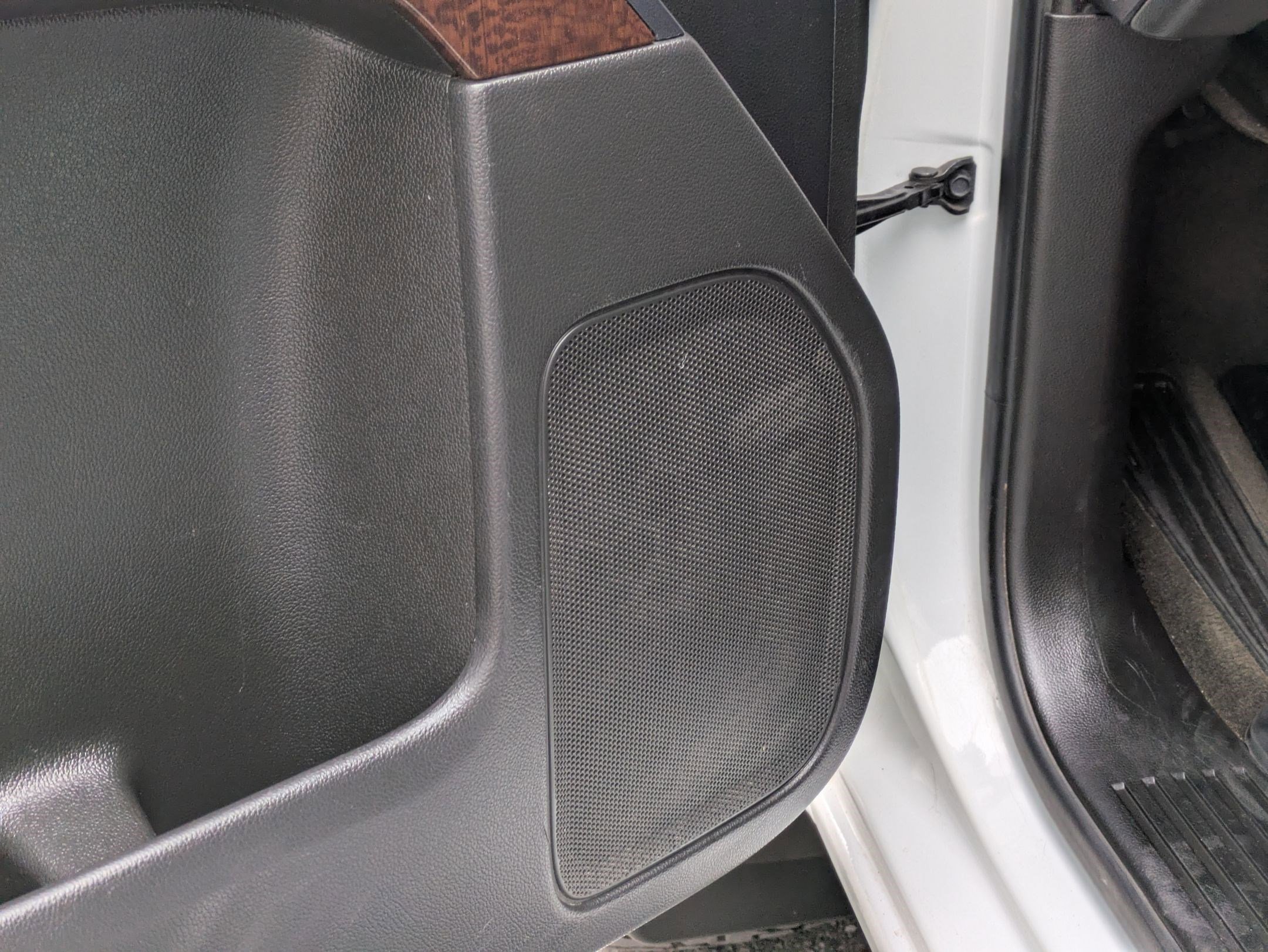 Used 2015 GMC Sierra 3500 SLE w/ SLE Preferred Package image 13