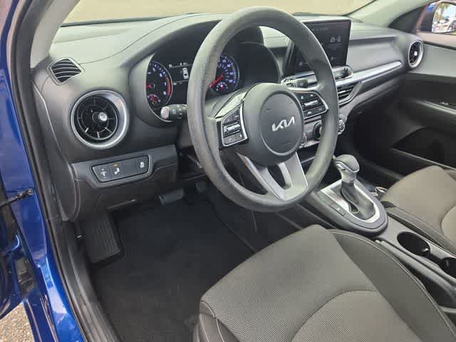 Used 2023 Kia Forte LXS w/ LXS Technology Package FWD image 10