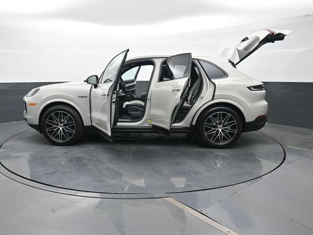 New 2026 Porsche Cayenne E-Hybrid image 30