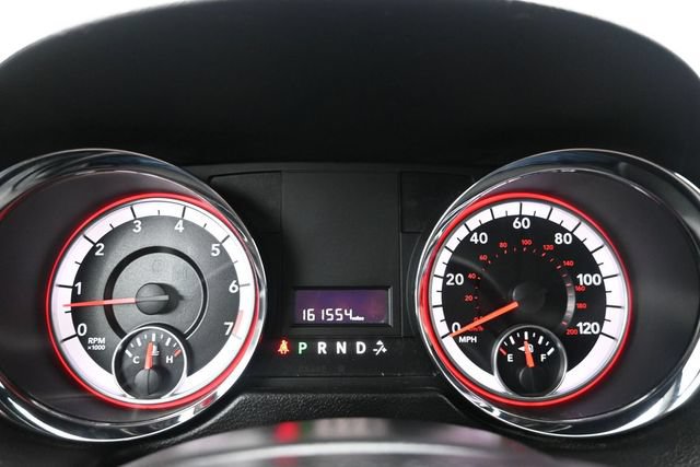Used 2016 Dodge Grand Caravan SXT FWD image 30