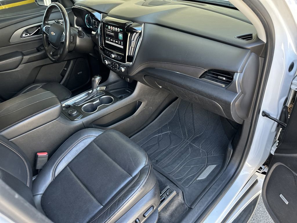 Used 2019 Chevrolet Traverse Premier w/ LPO, Floor Liner Package AWD/4WD image 38