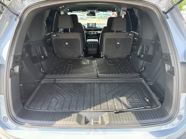 Used 2025 Honda Pilot Sport image 16