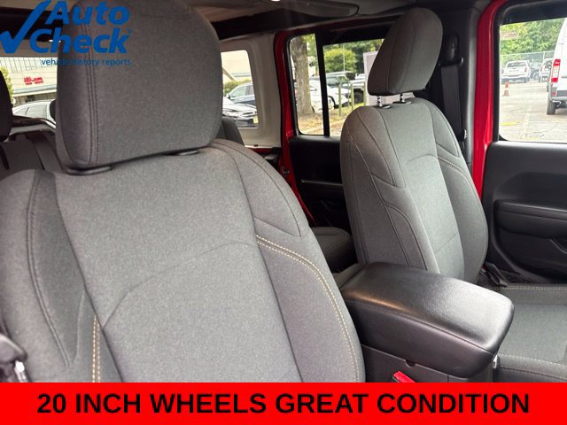 Used 2024 Jeep Wrangler Unlimited w/ Convenience Group AWD/4WD image 21