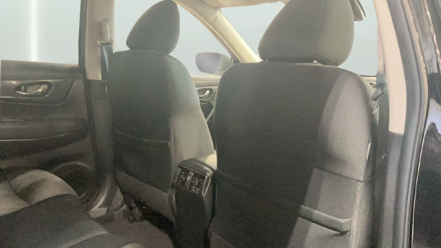 Used 2020 Nissan Rogue SV AWD/4WD image 35
