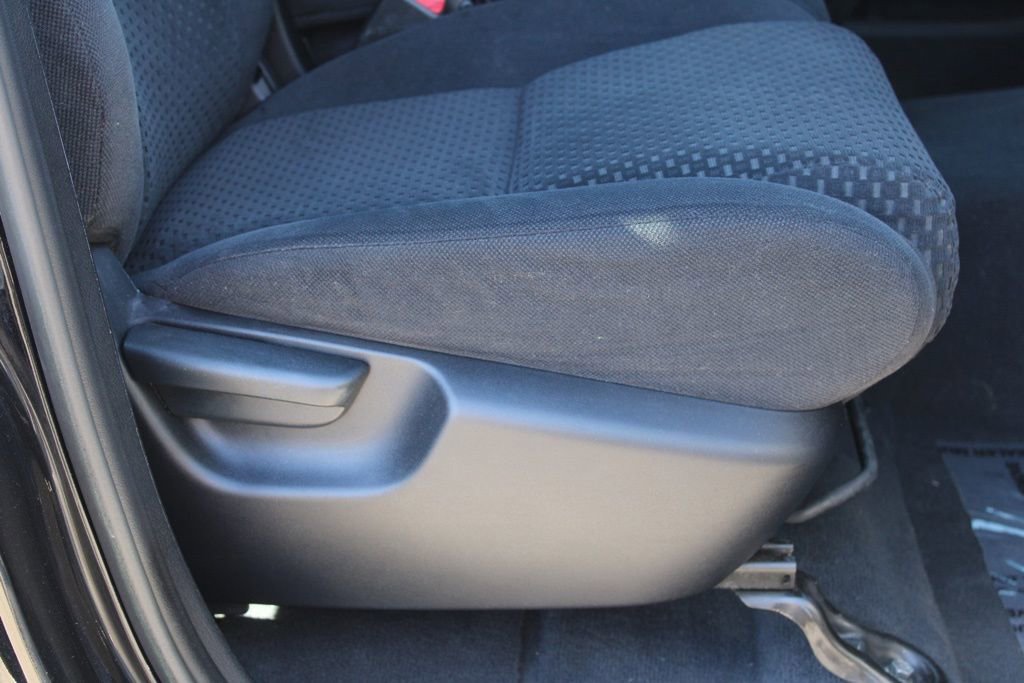 Used 2013 Toyota Tundra 4x4 Double Cab image 18