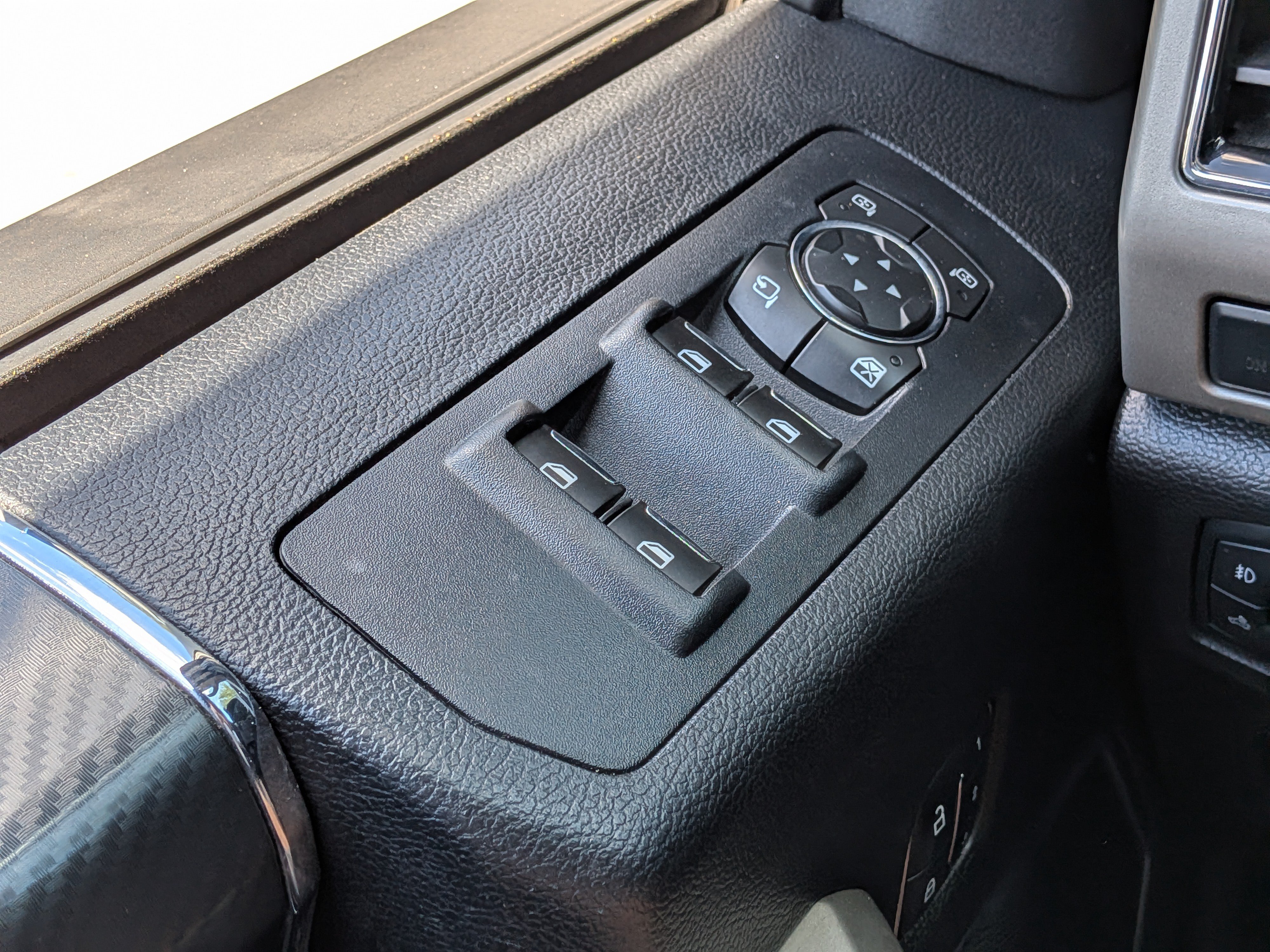 Used 2018 Ford F150 Lariat RWD image 22