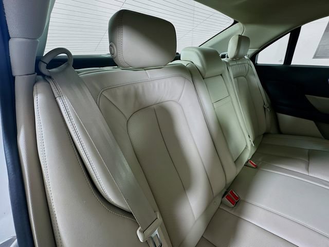 Used 2020 Lincoln Continental AWD w/ Premium Package image 28