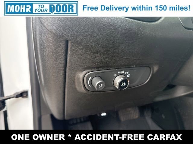 Used 2022 Chevrolet Equinox RS w/ LPO, Floor Liner Package image 12