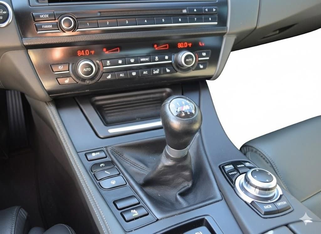 Used 2013 BMW M5 image 13