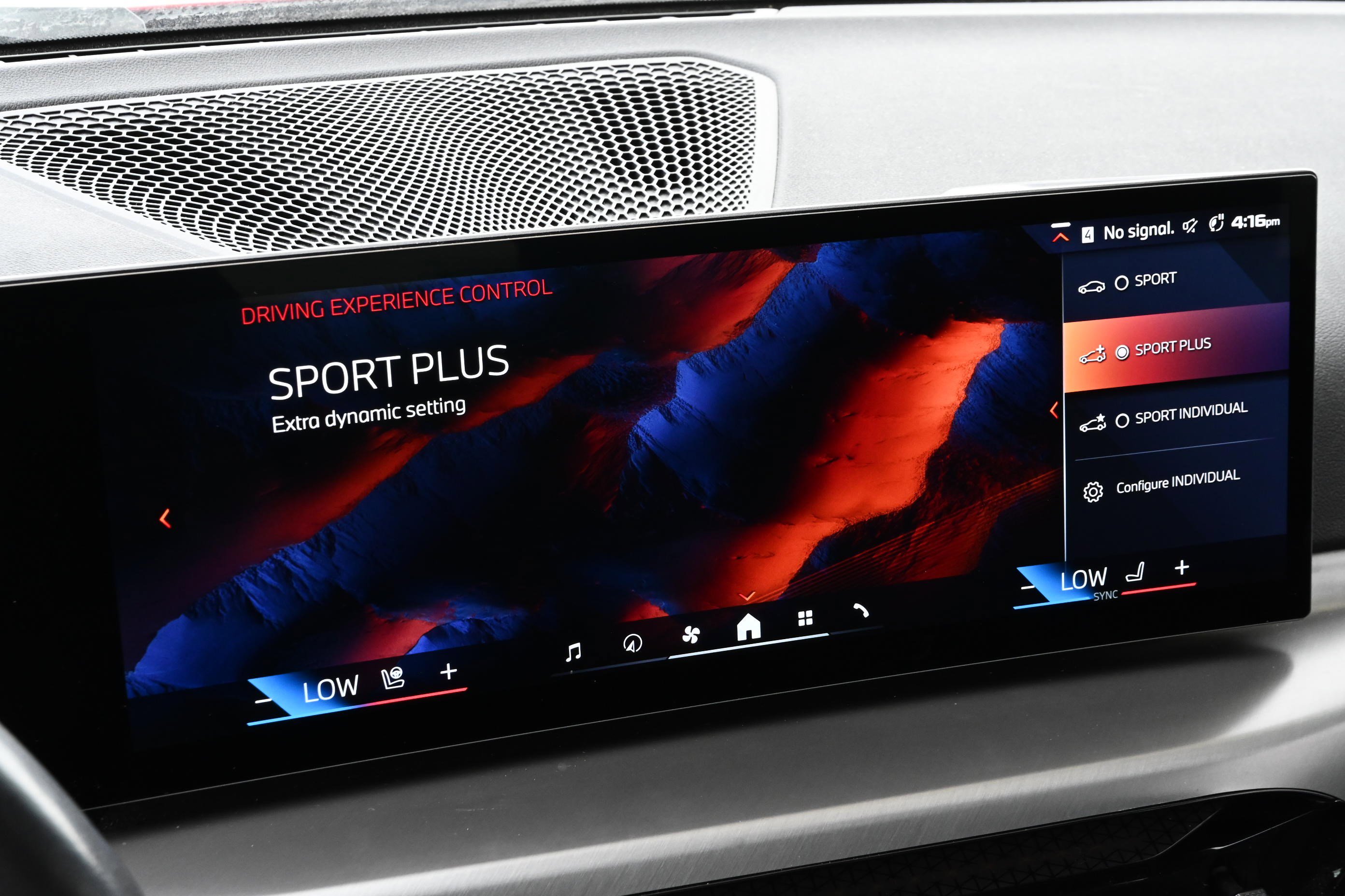 Certified 2025 BMW M240i Coupe image 33