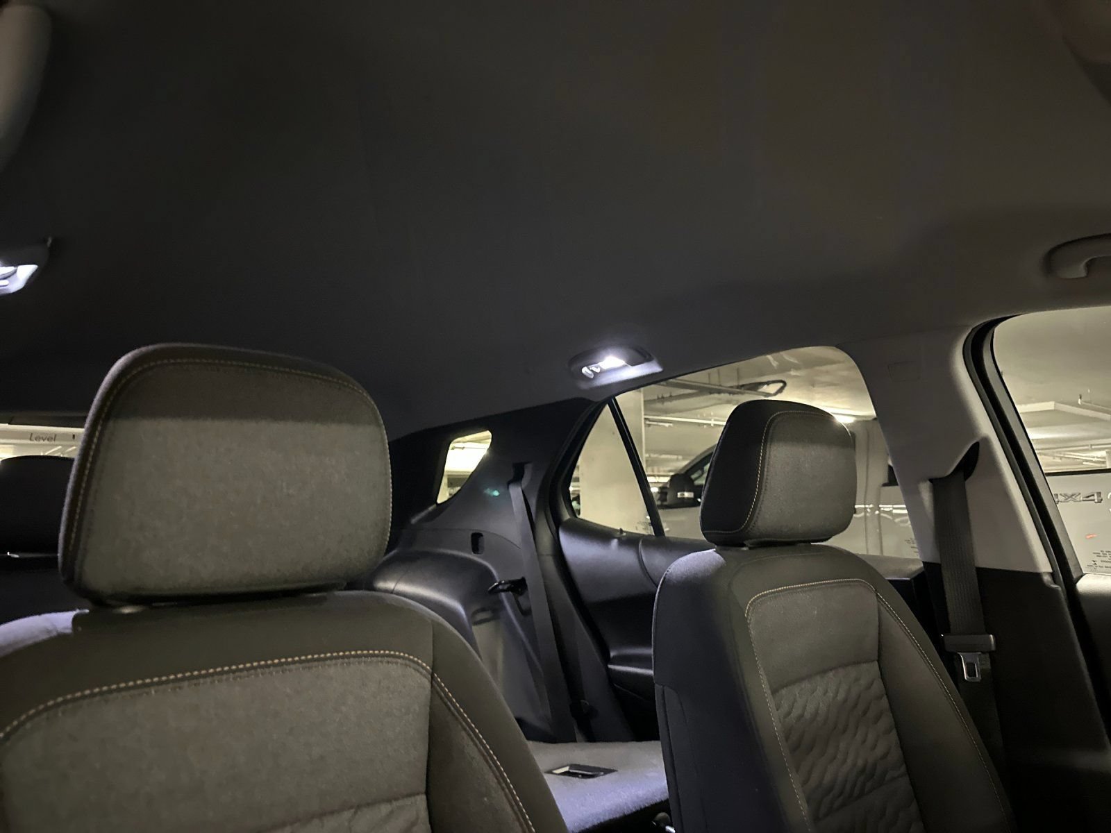 Used 2019 Chevrolet Equinox LT FWD image 23