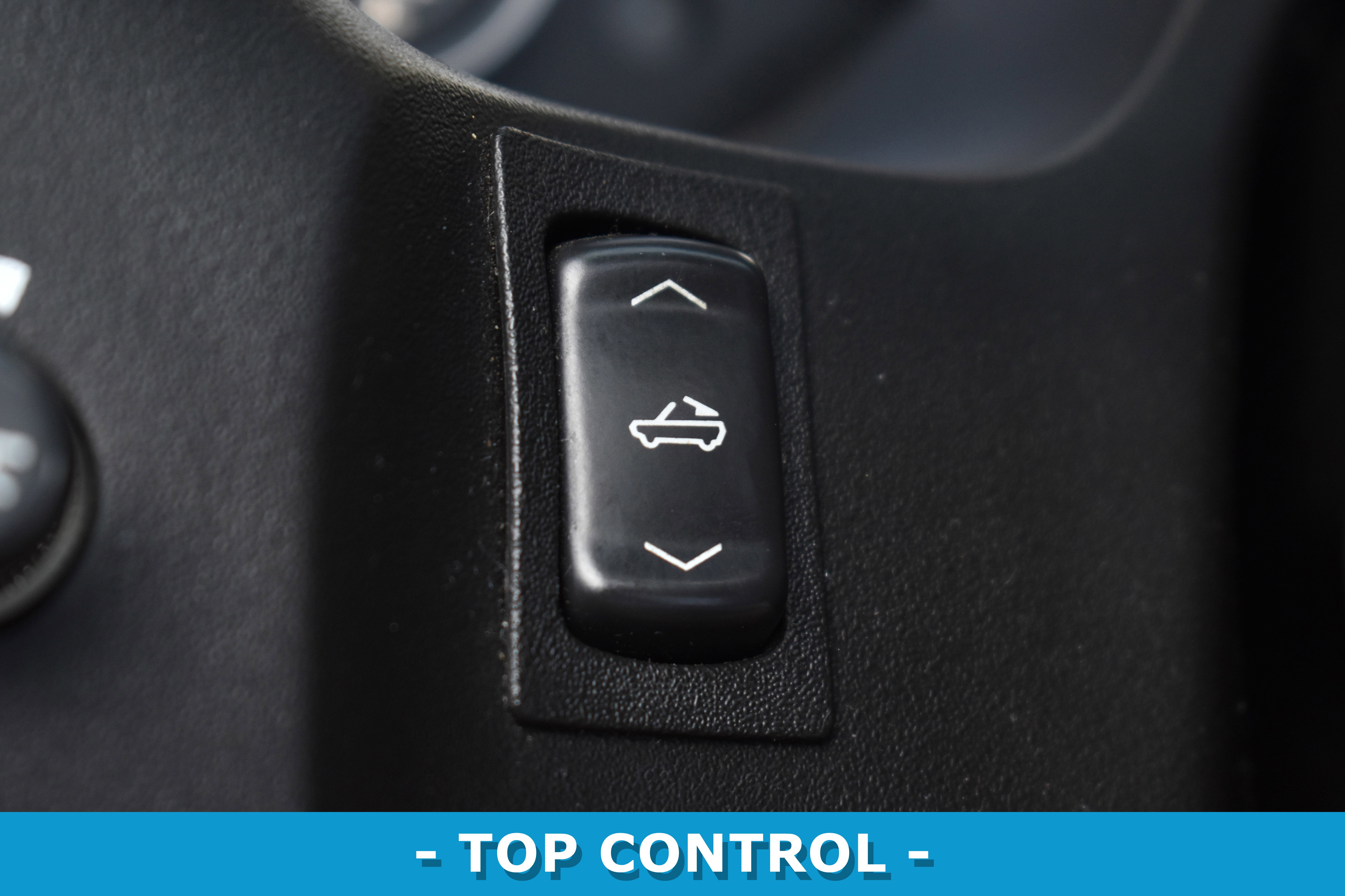 Used 2006 Chevrolet Corvette Convertible w/ Preferred Equipment Group image 15