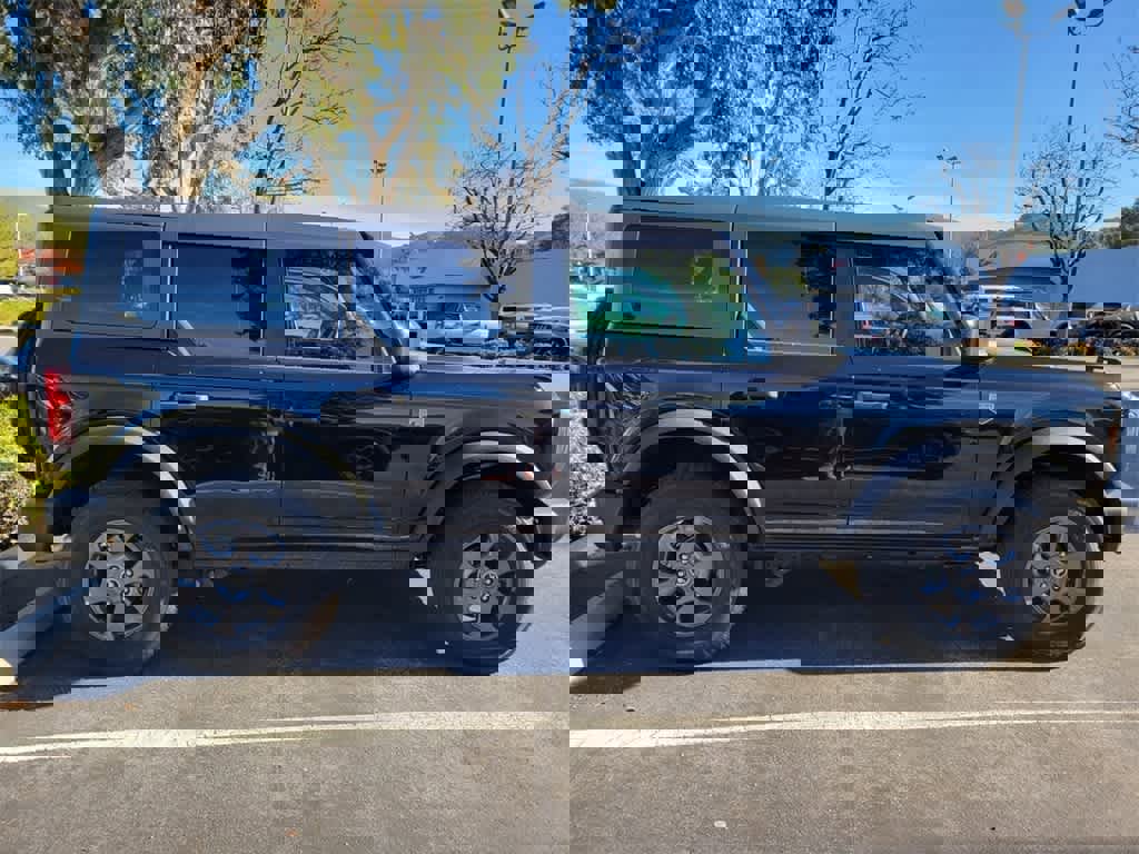 Used 2025 Ford Bronco Big Bend image 6