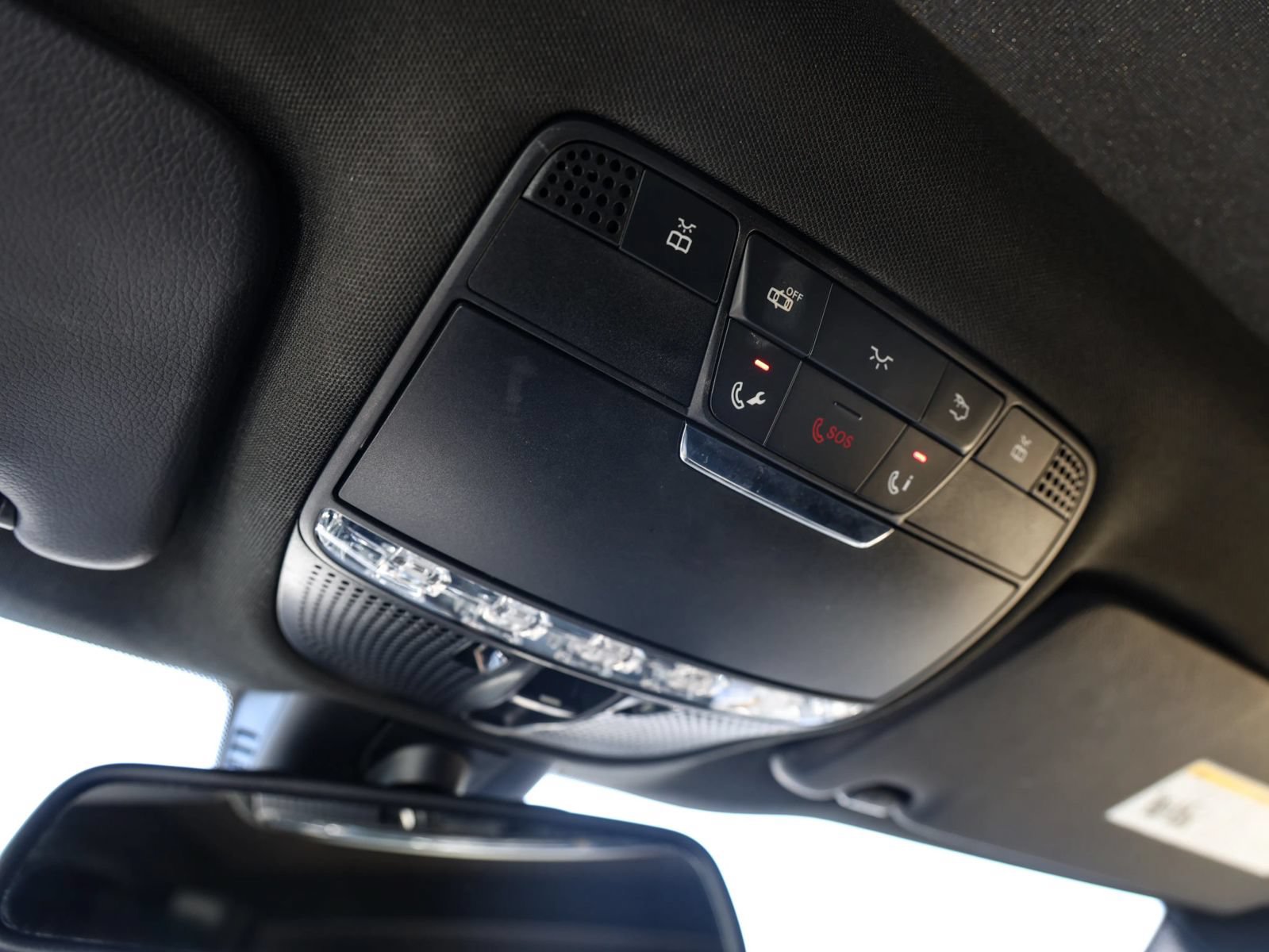 Used 2018 Mercedes-Benz C 300 4MATIC Coupe image 32