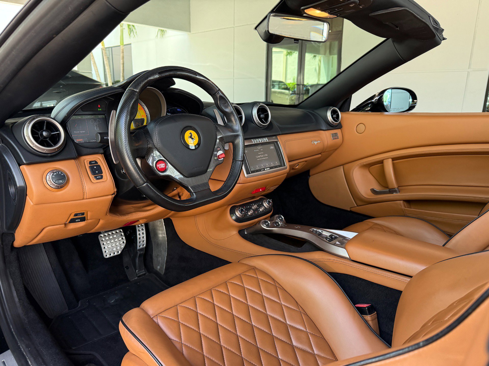 Used 2012 Ferrari California image 25
