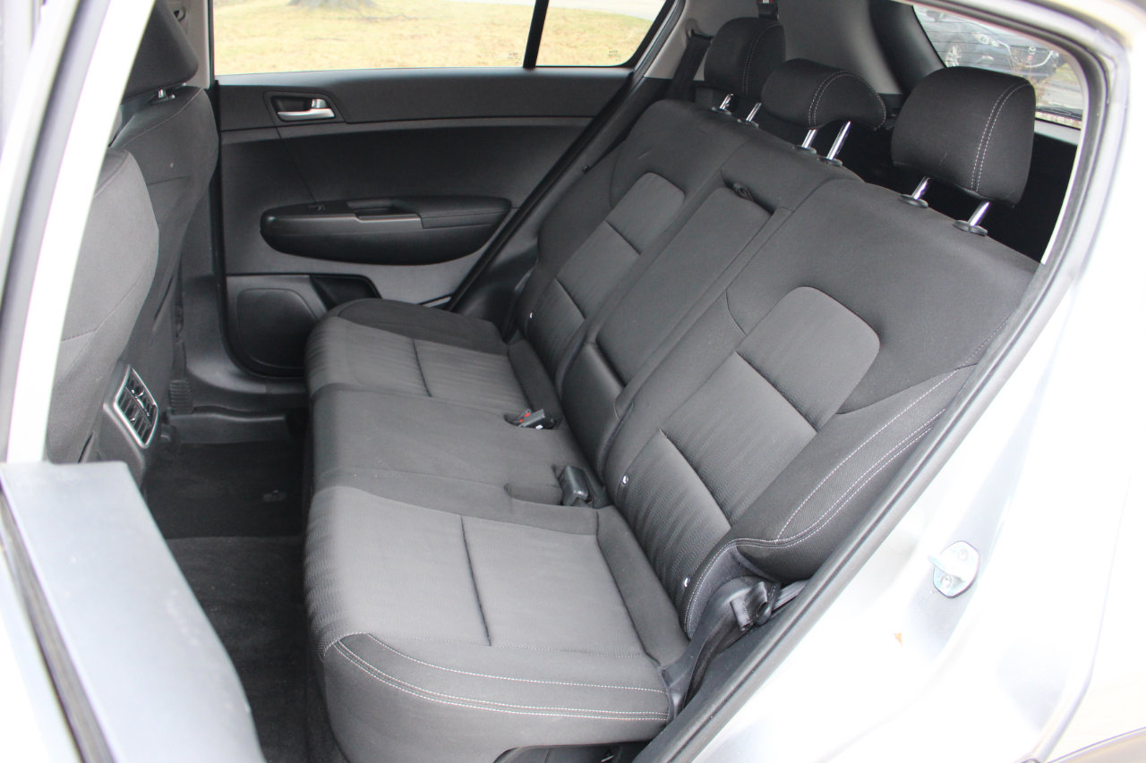 Used 2019 Kia Sportage LX image 28