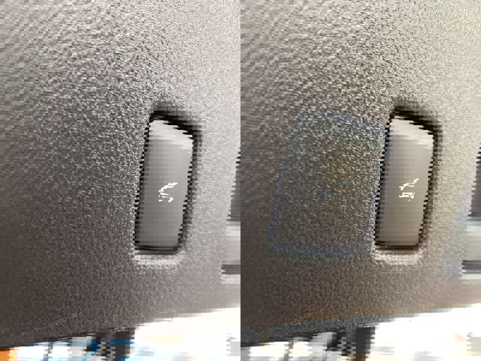 Used 2025 Ford Escape SE image 31