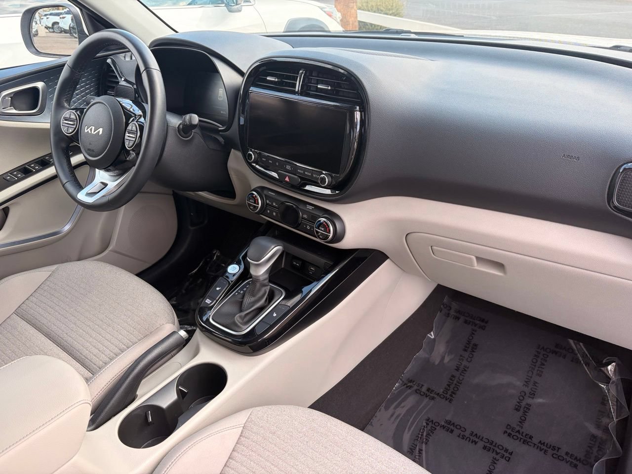 Used 2023 Kia Soul EX FWD image 12