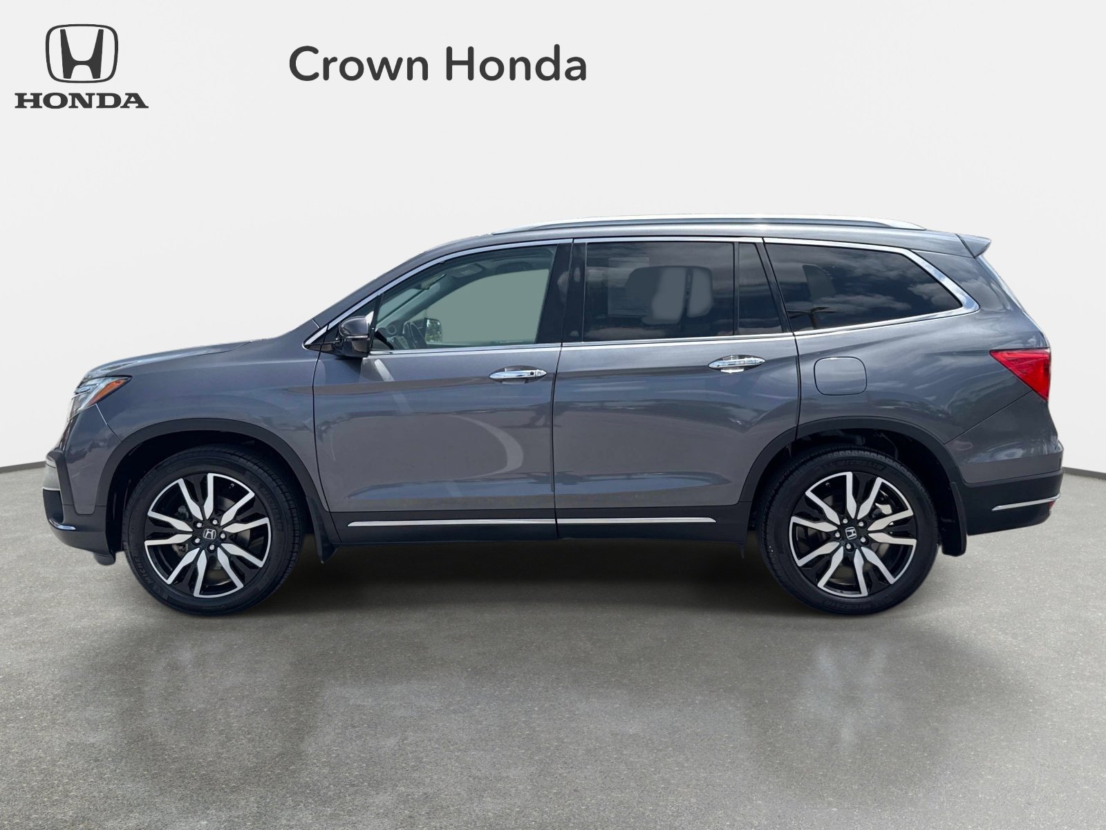 Used 2020 Honda Pilot Elite image 2