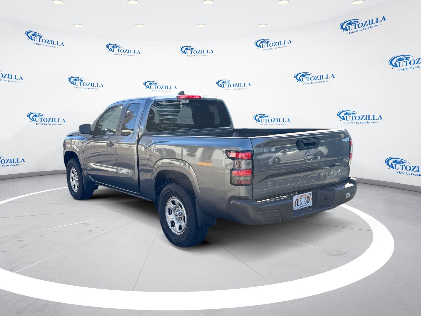 Used 2024 Nissan Frontier S w/ Technology Package AWD/4WD image 3