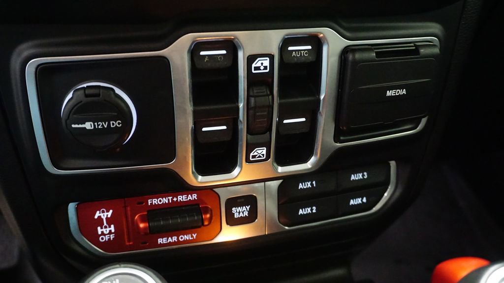 Used 2018 Jeep Wrangler Unlimited Rubicon image 28