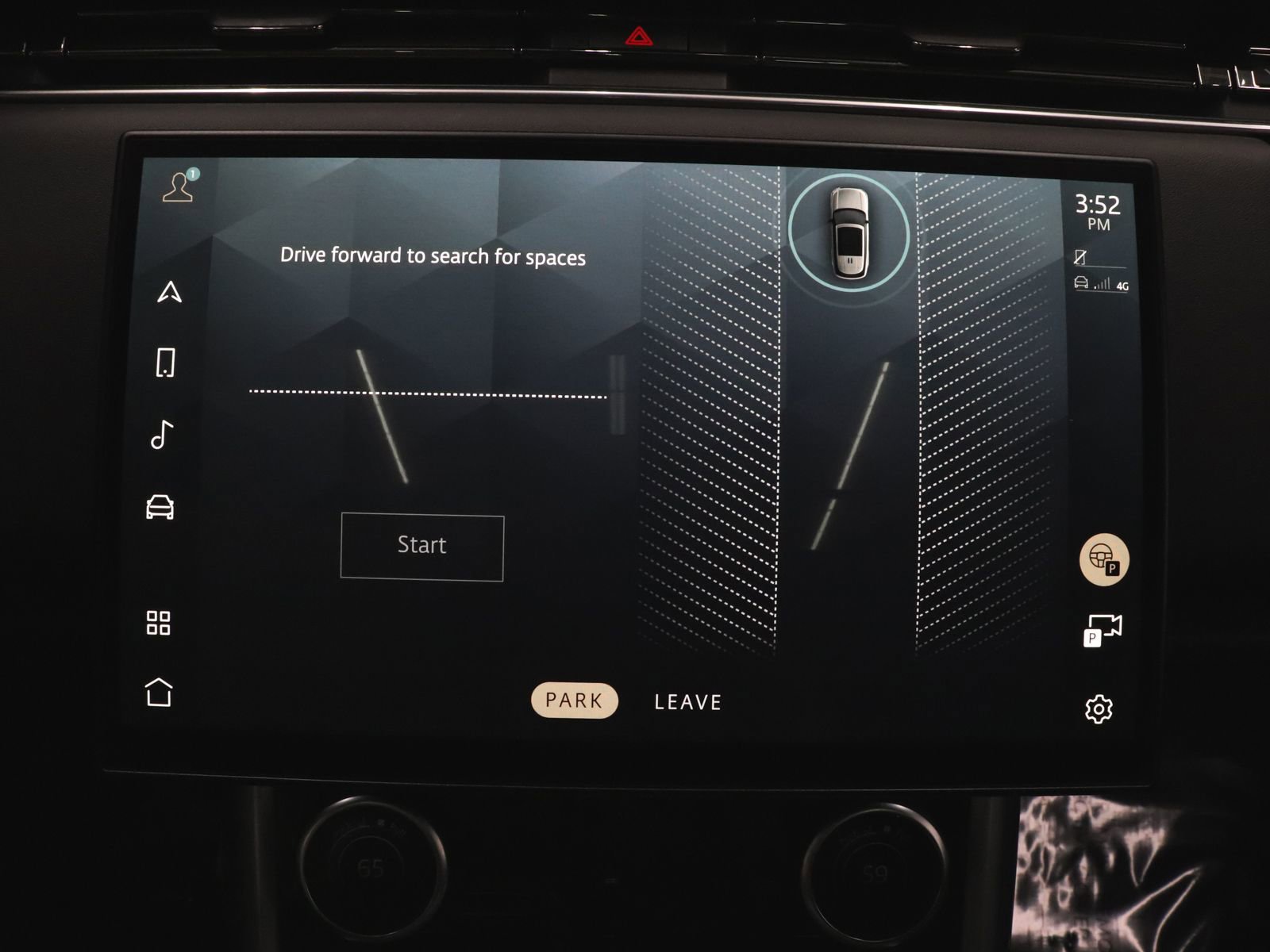 Used 2023 Land Rover Range Rover SE image 40