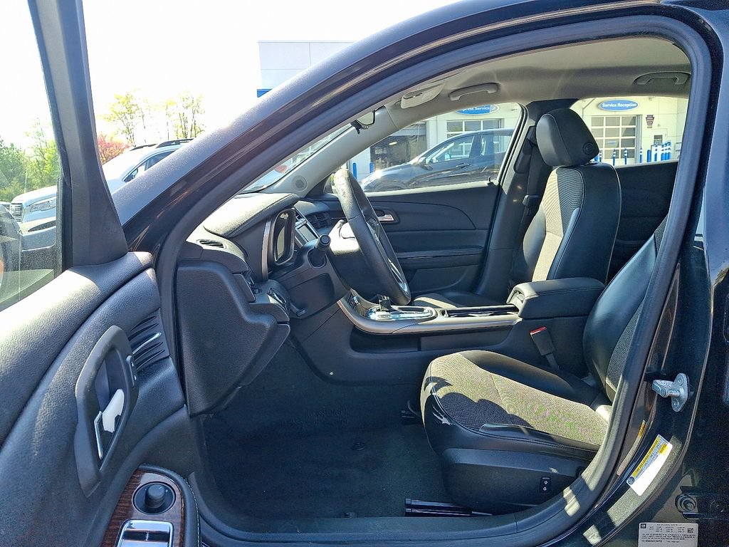 Used 2013 Chevrolet Malibu LT FWD image 14