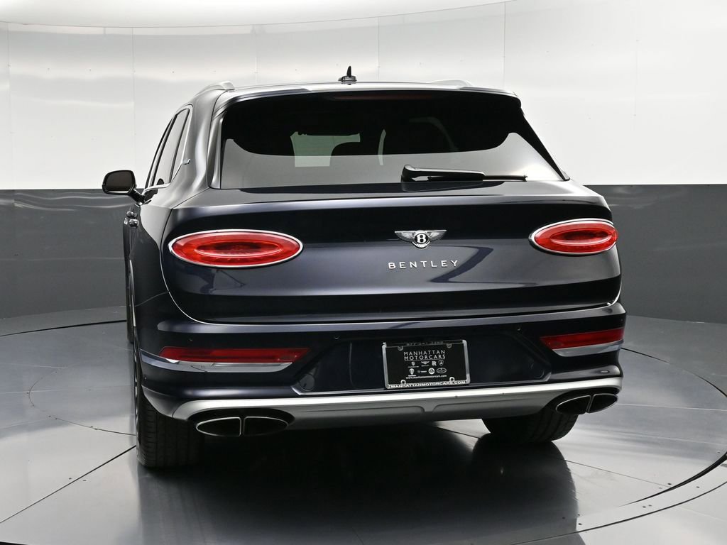 Certified 2023 Bentley Bentayga Extended Wheelbase AWD/4WD image 7