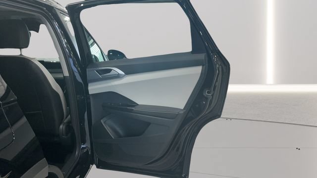 New 2026 Volkswagen Taos SE AWD/4WD image 41
