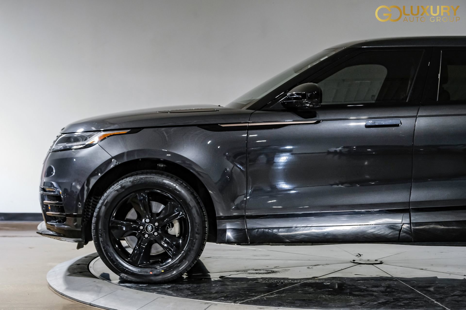 Used 2024 Land Rover Range Rover Velar Dynamic SE AWD/4WD image 14