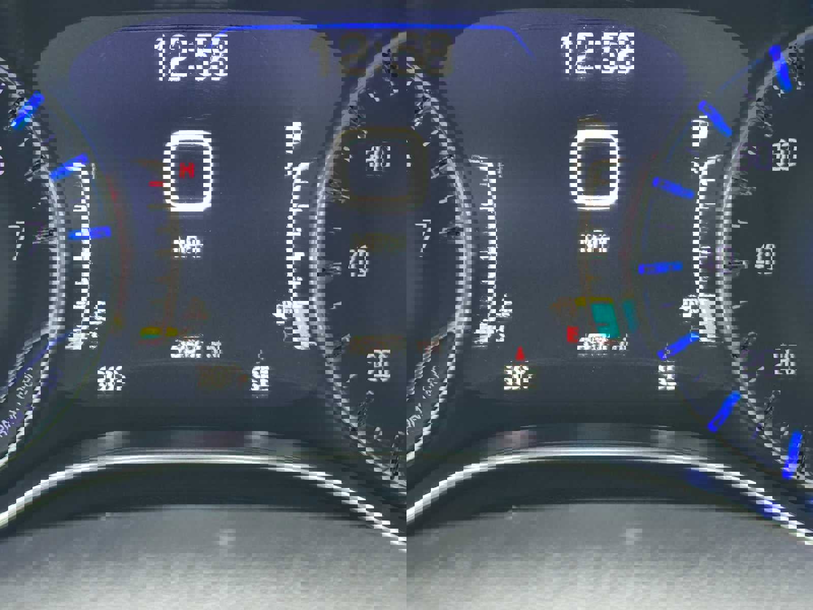 Used 2020 Chrysler Pacifica Limited image 27