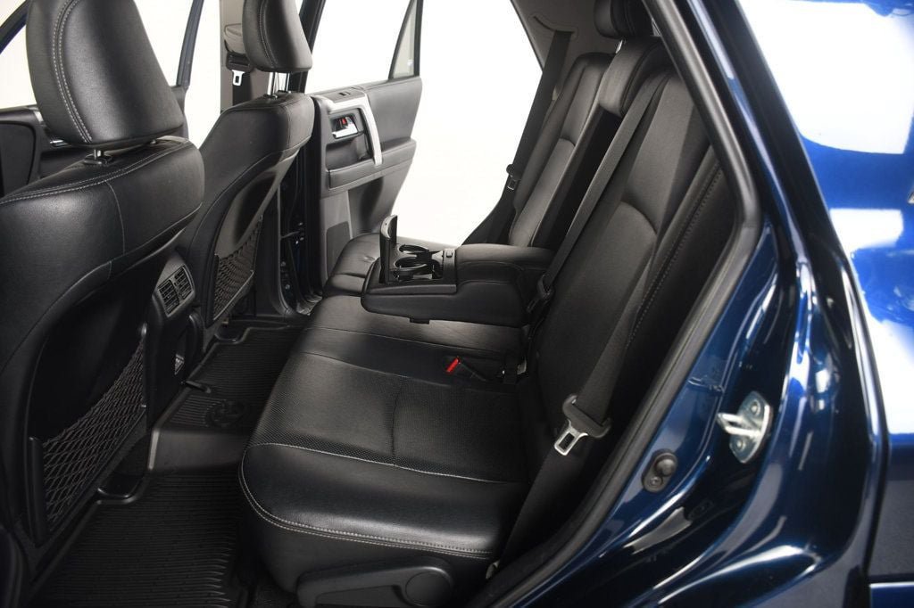 Used 2020 Toyota 4Runner Limited AWD/4WD image 7