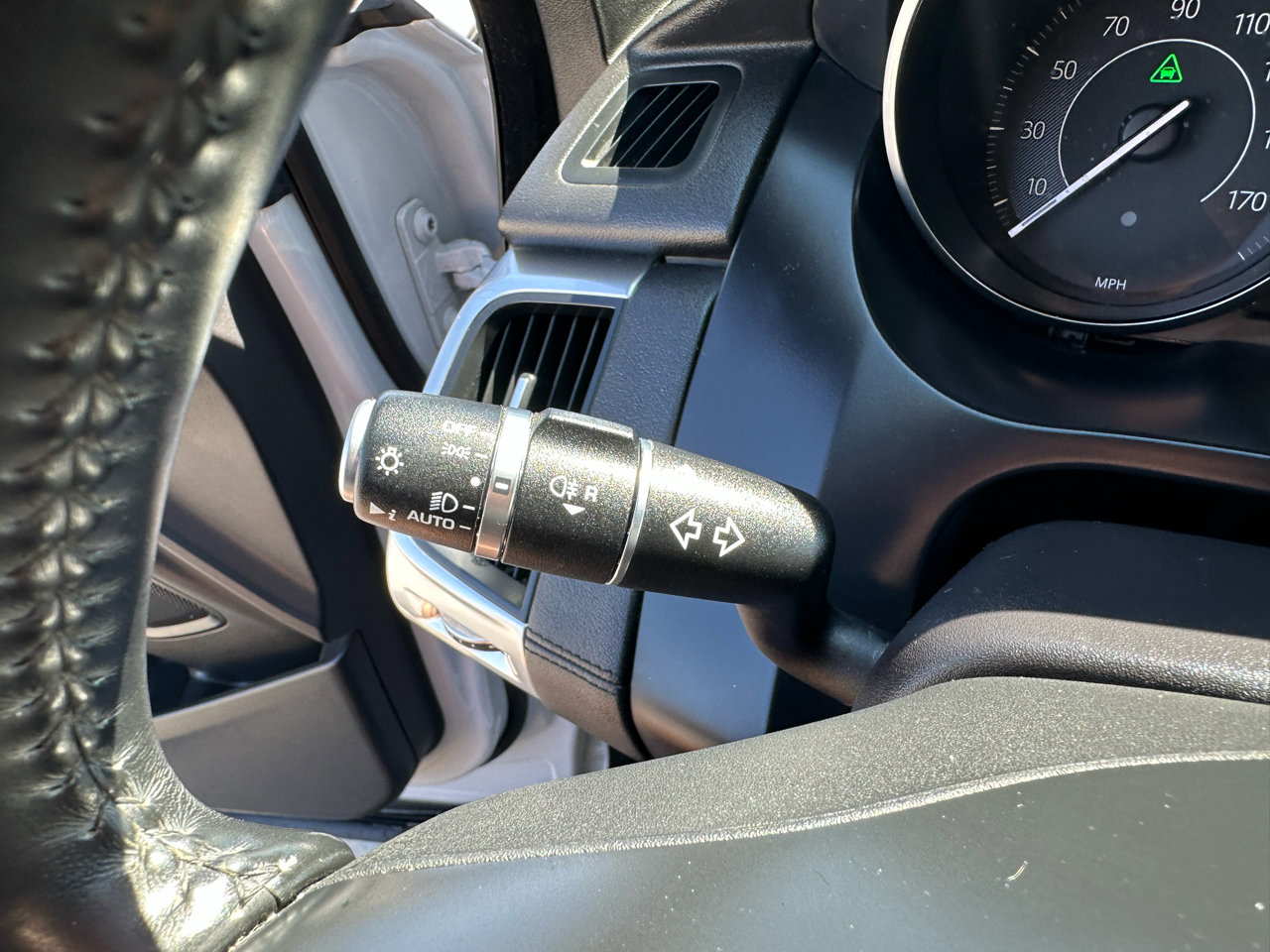 Used 2018 Jaguar E-PACE S image 37