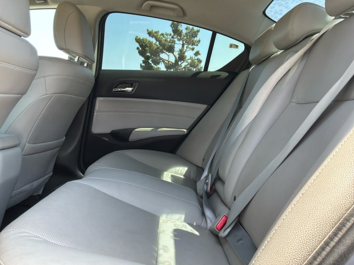 Used 2016 Acura ILX FWD image 20