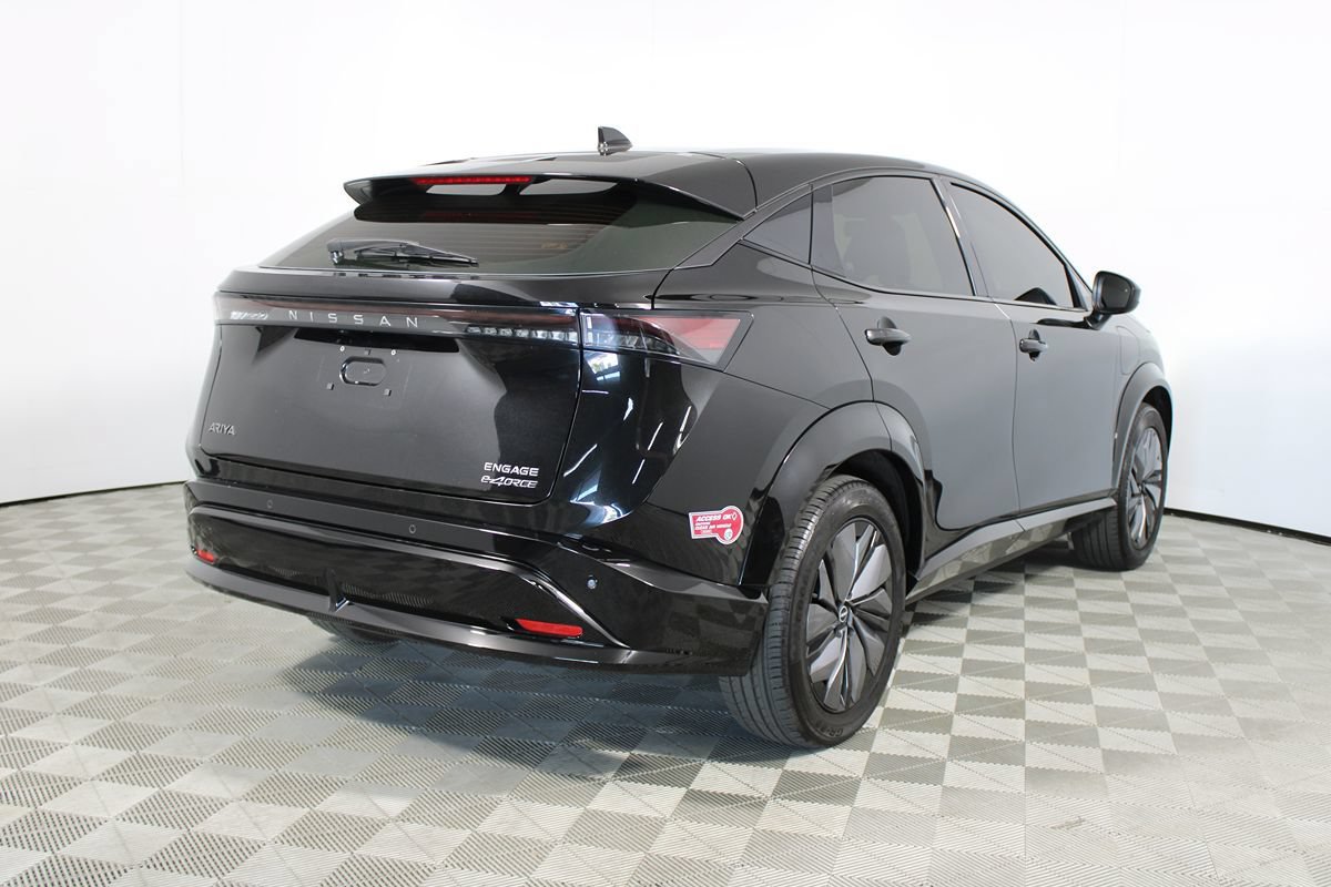Used 2023 Nissan Ariya AWD image 37