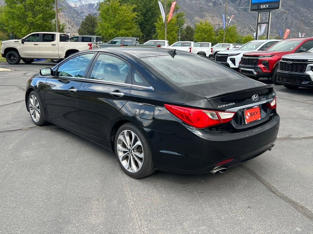 Used 2013 Hyundai Sonata Limited FWD image 12
