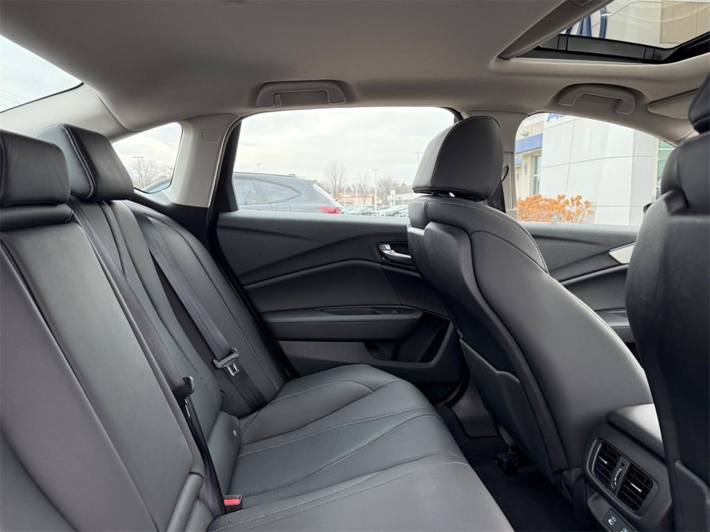 Certified 2025 Acura TLX w/ Technology Package image 10