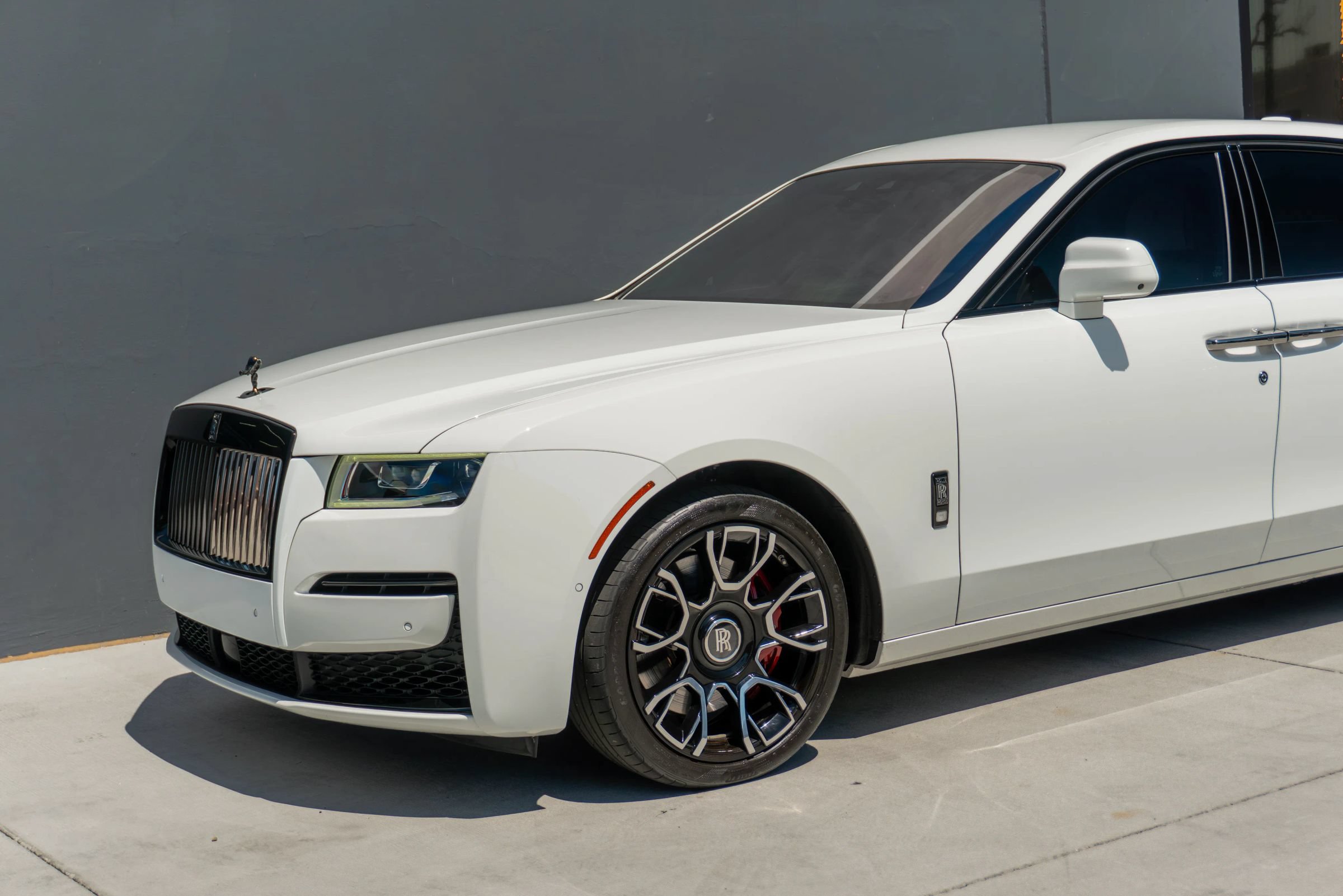 Used 2023 Rolls-Royce Ghost Black Badge w/ Black Badge Ghost Package AWD/4WD image 22