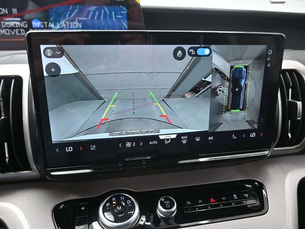New 2026 Ford Expedition Active RWD image 4