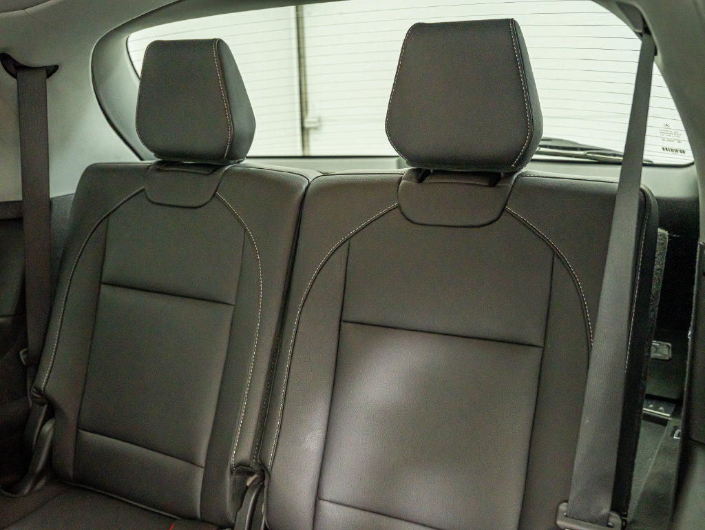 Used 2020 Acura MDX w/ Technology Package AWD/4WD image 46