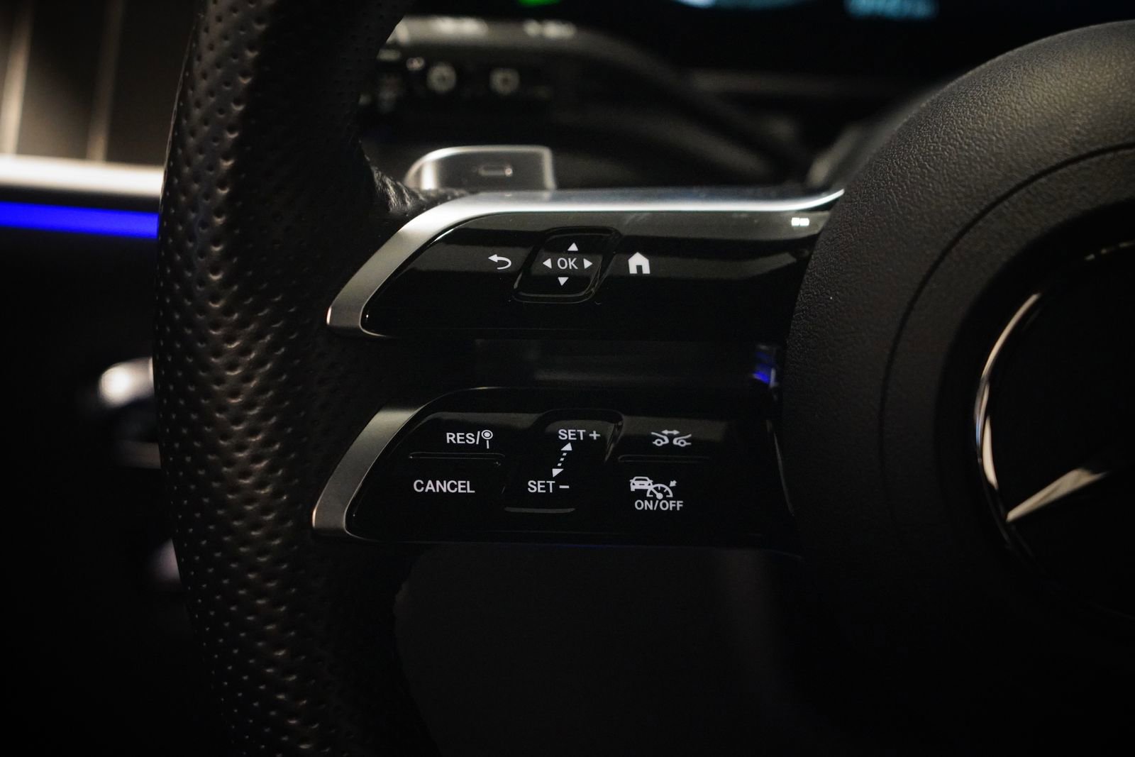 Certified 2023 Mercedes-Benz GLC 300 4MATIC image 15