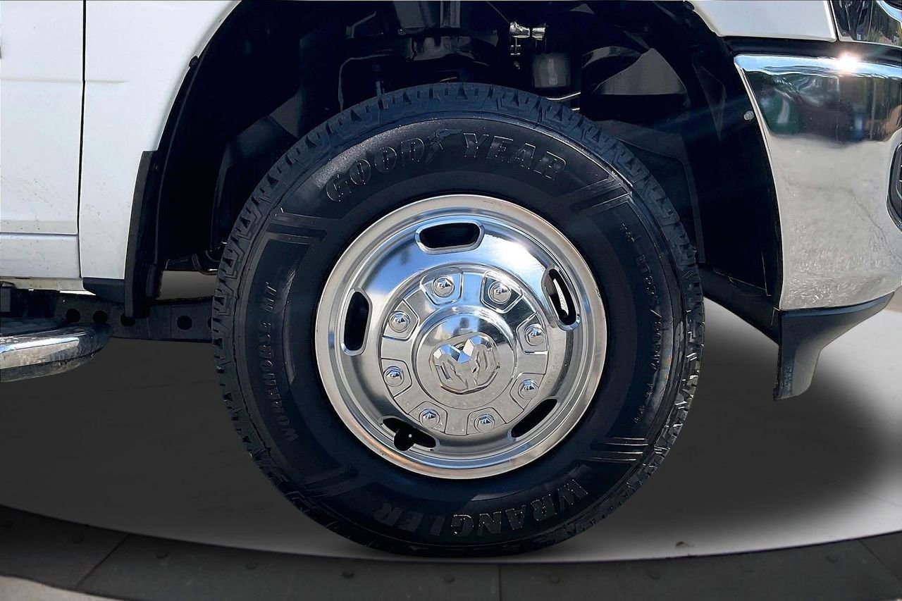 Certified 2024 RAM 3500 Big Horn image 34