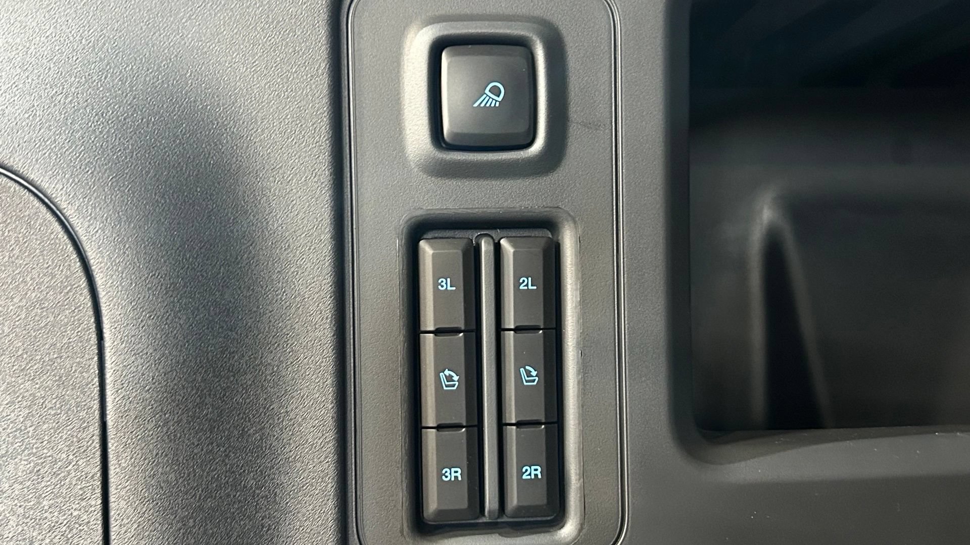 New 2027 Ford Expedition Active AWD/4WD image 42