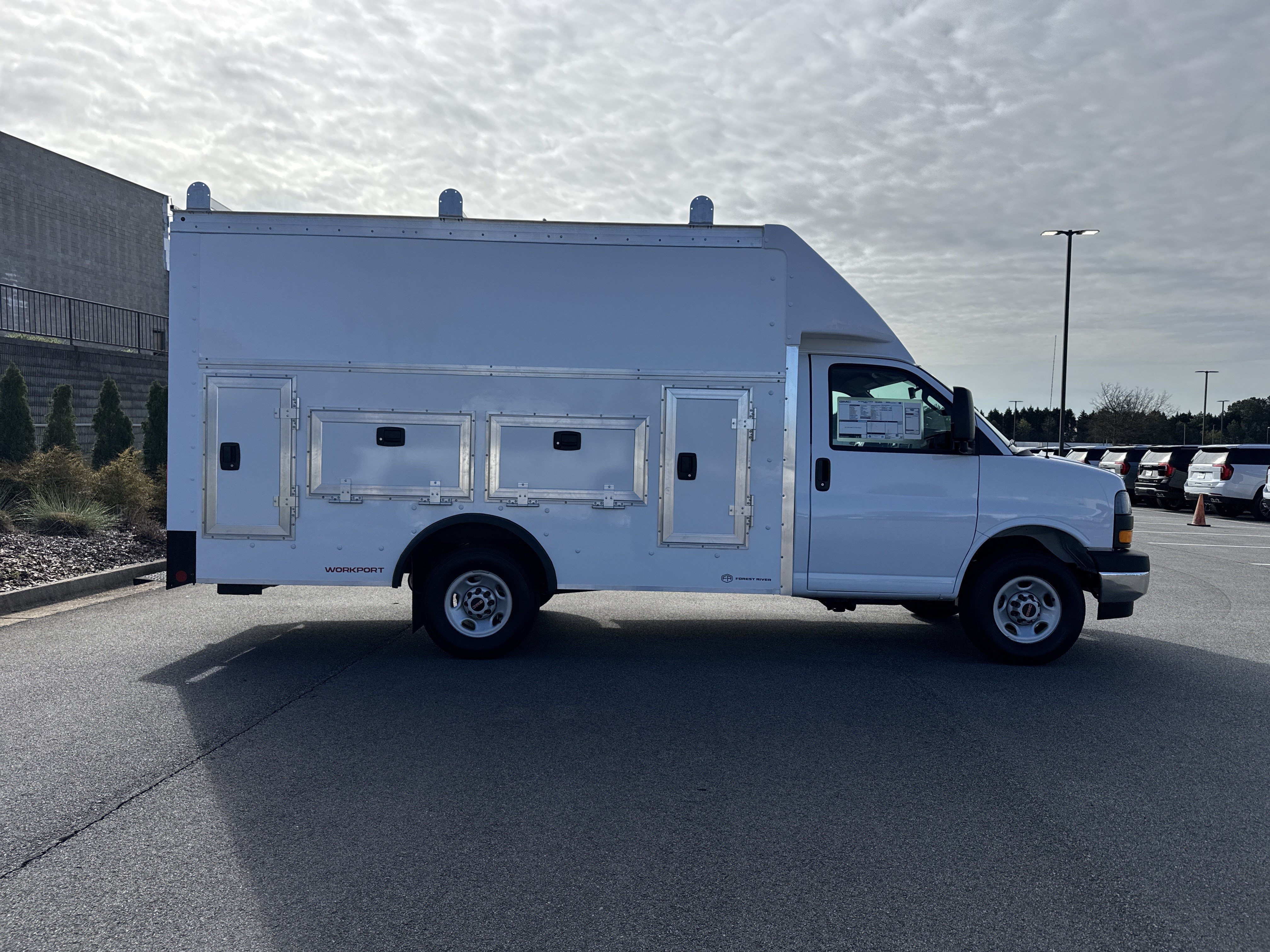 New 2026 GMC Savana 3500 w/ Power Convenience Package RWD image 12