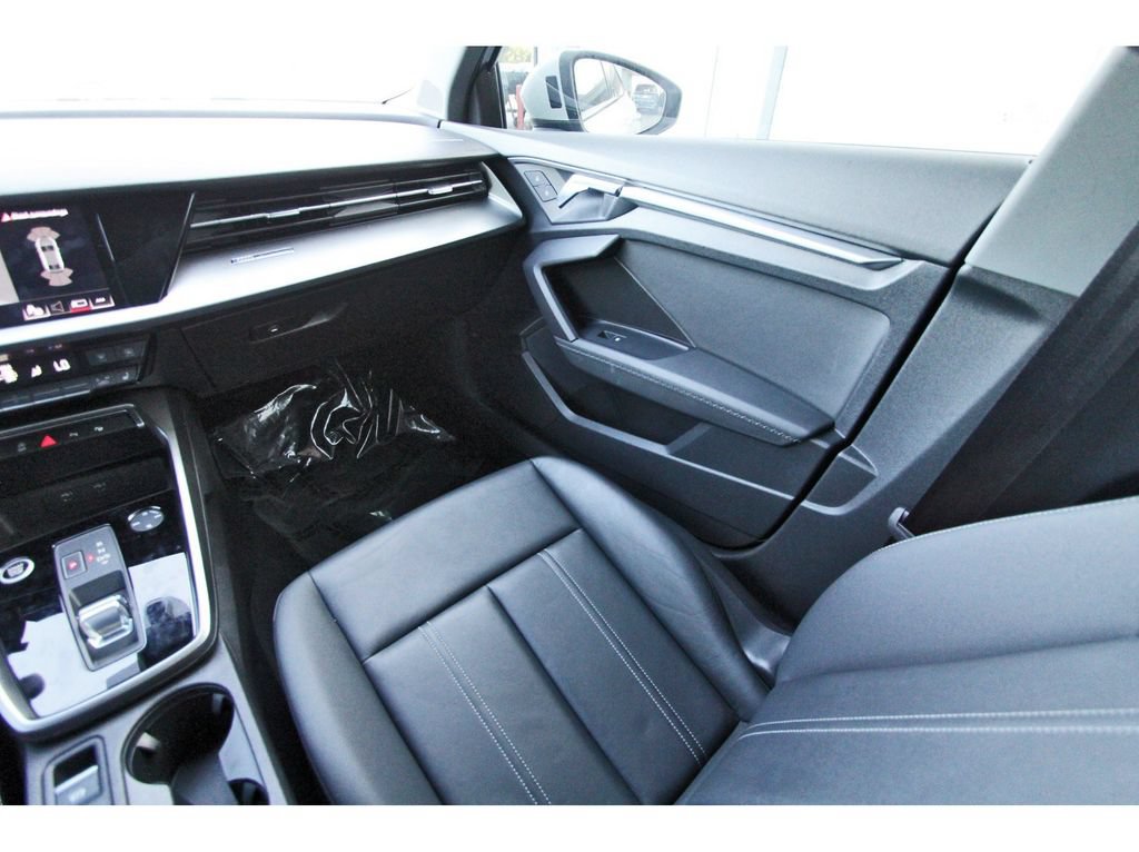 Used 2022 Audi A3 2.0T Premium Plus w/ Premium Plus Package FWD image 11