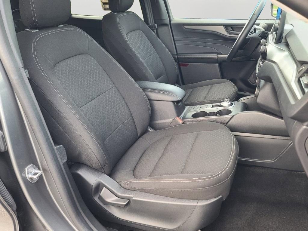 Used 2024 Ford Escape Active image 11