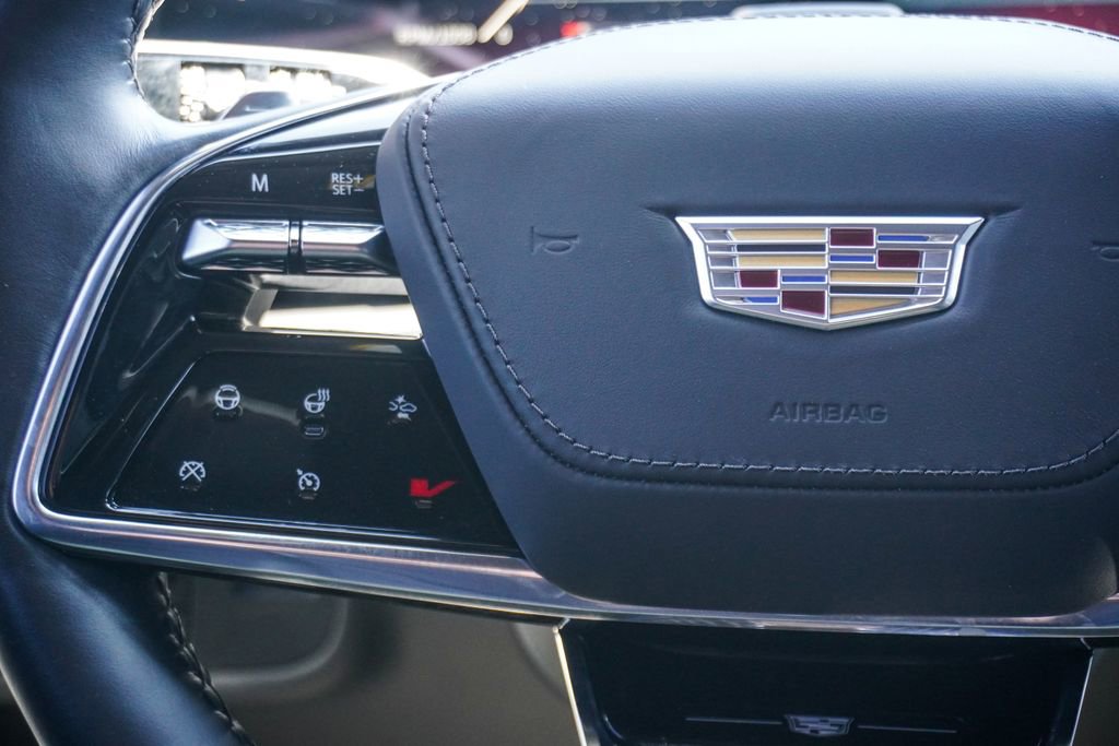 Used 2025 Cadillac Escalade V AWD/4WD image 21